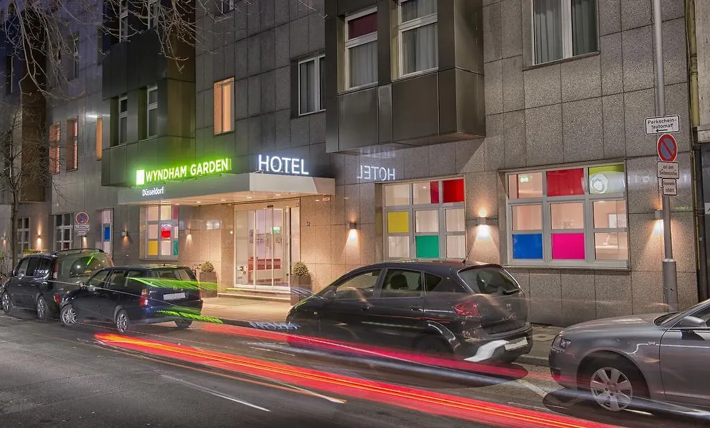 Wyndham Garden Duesseldorf City Centre Koenigsallee contacts